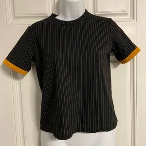 T26a- ZARA Yellow Trim Charcoal Pinstriped Knit T-Shirt